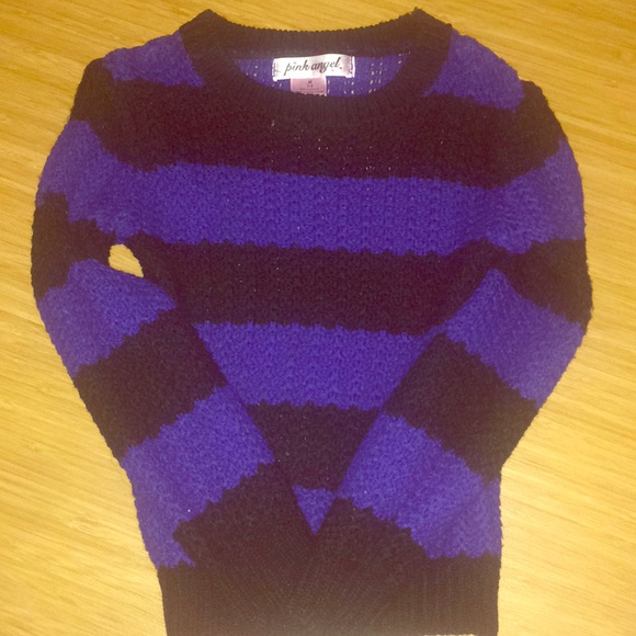 Black and purple sweater worn one time - Picture 1 of 1